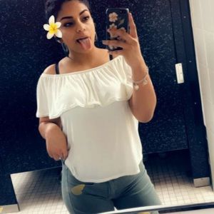 Meet your Posher, Edith